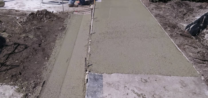 sidewalk-installation-in-tampa
