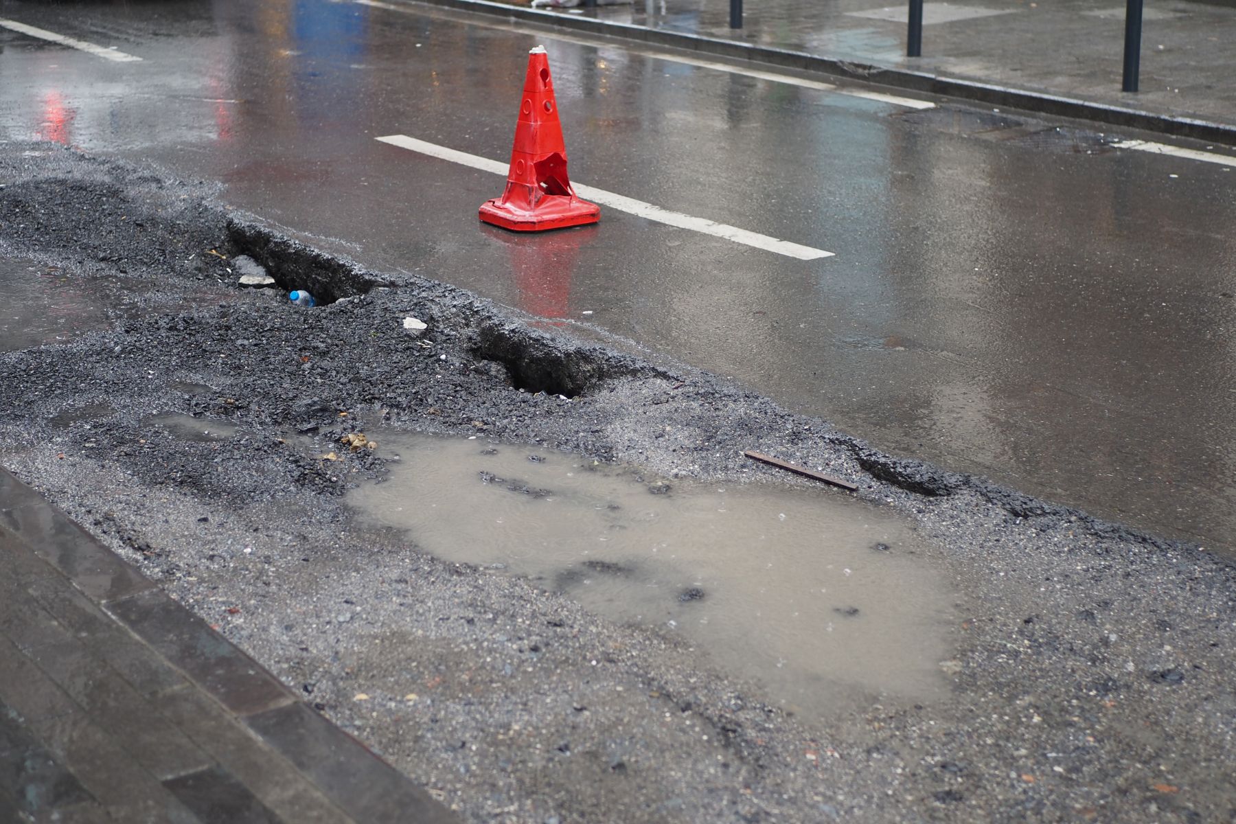 Expert Pothole Repair in Tampa, FL